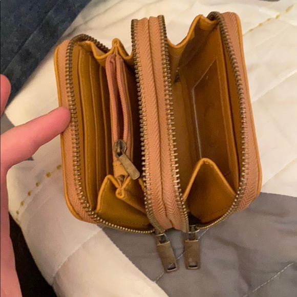 Wallet - Picture 2 of 3